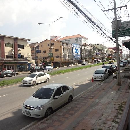 Sleep Tight Hotel Jomtien Beach Exterior foto