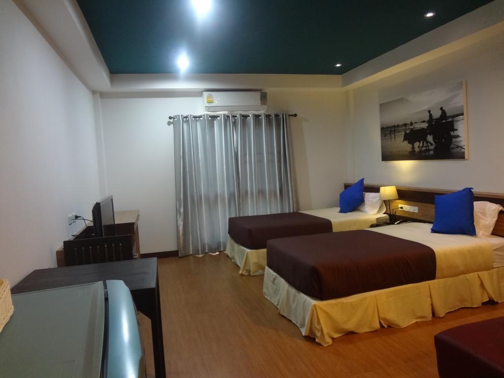 Sleep Tight Hotel Jomtien Beach Exterior foto