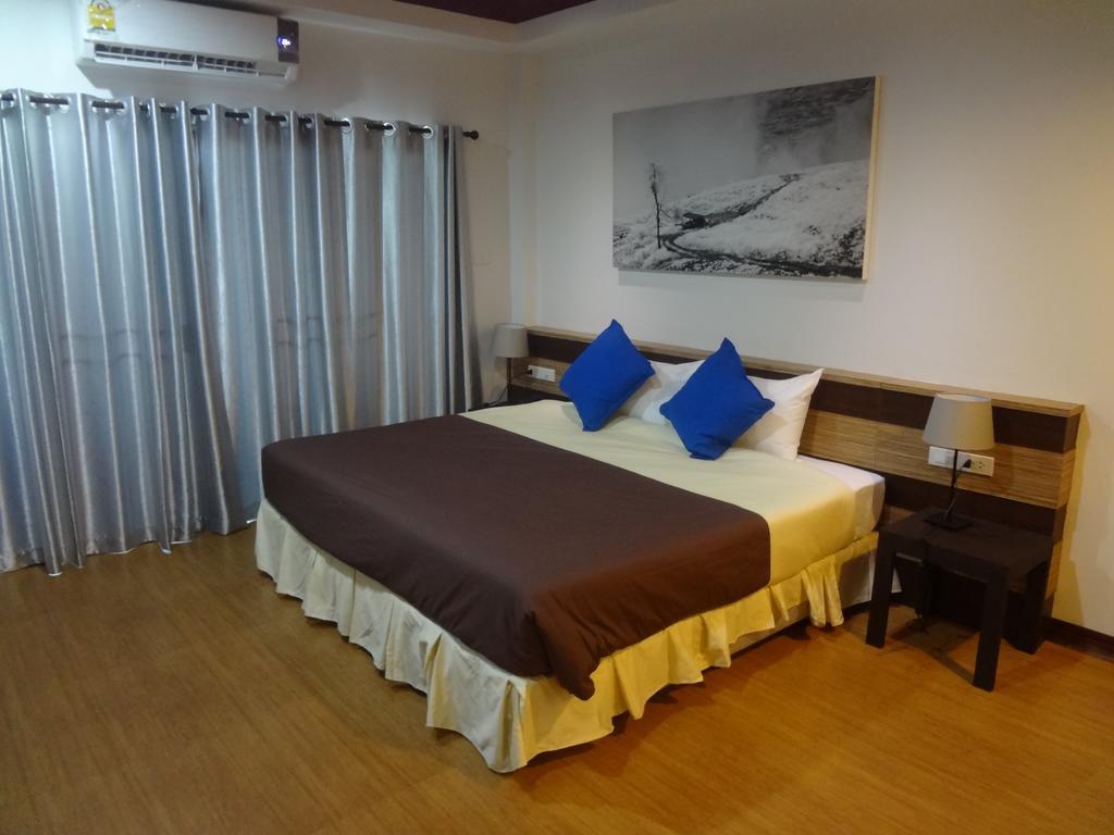 Sleep Tight Hotel Jomtien Beach Exterior foto