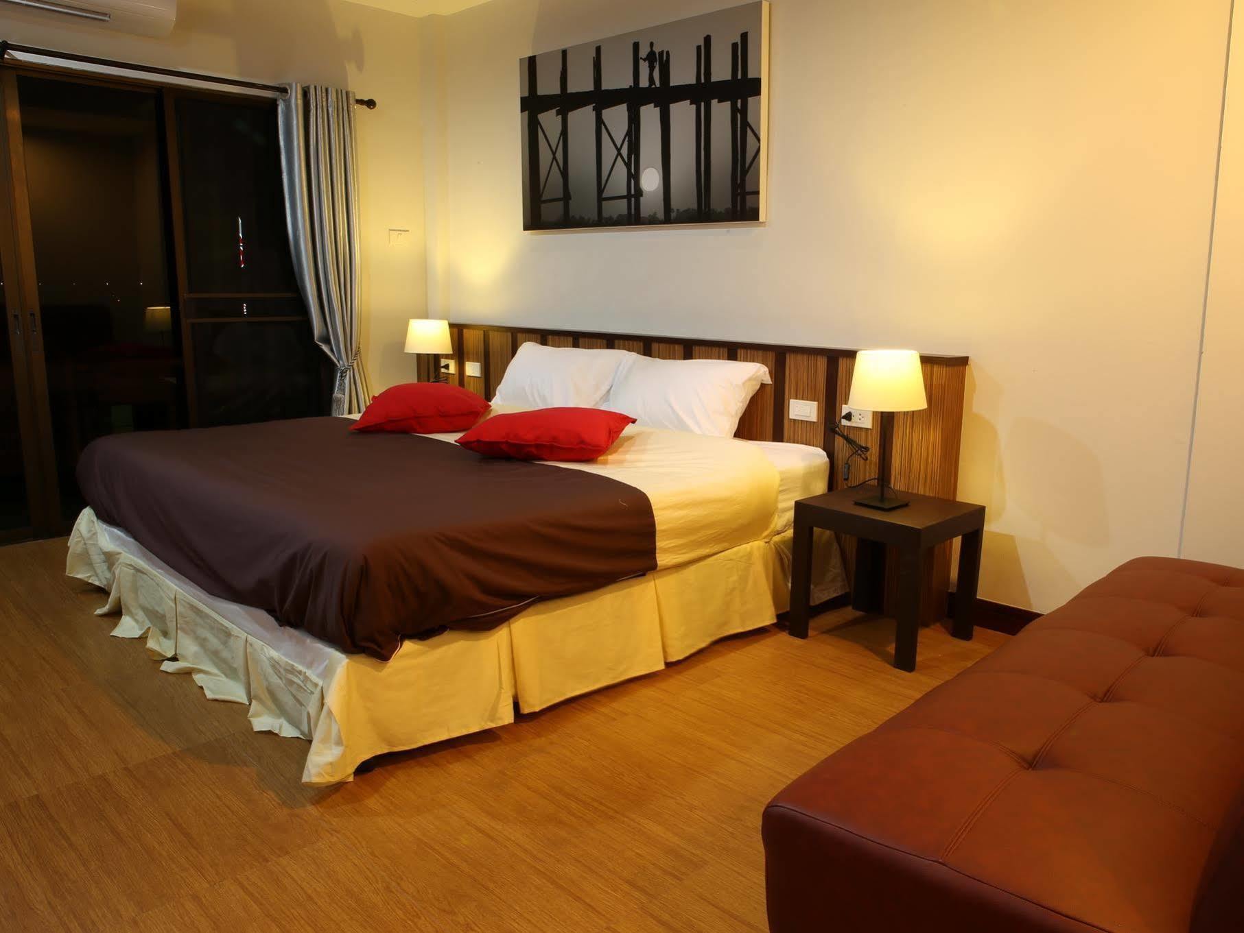 Sleep Tight Hotel Jomtien Beach Exterior foto