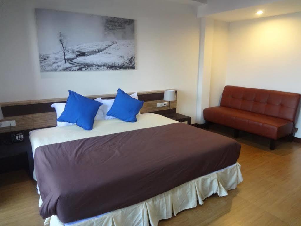 Sleep Tight Hotel Jomtien Beach Exterior foto